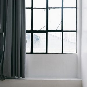 2in1 Backdrop Industrie Fenster